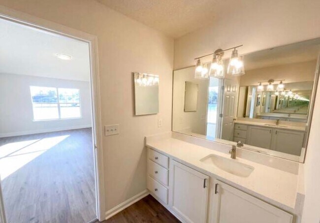 Building Photo - 978 Tammy Cove Ln