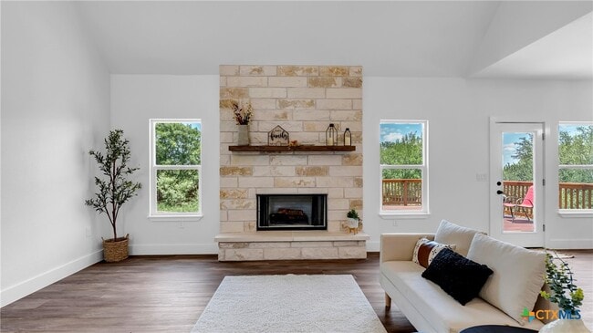 Building Photo - 105 Chesterfield Dr