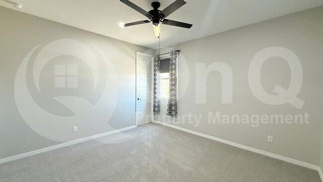 Building Photo - 26410 N Thornhill Dr