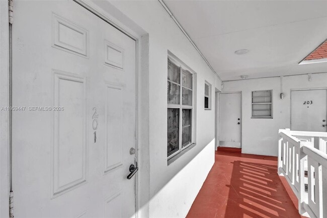 Building Photo - 1300 NW 43 Terrace