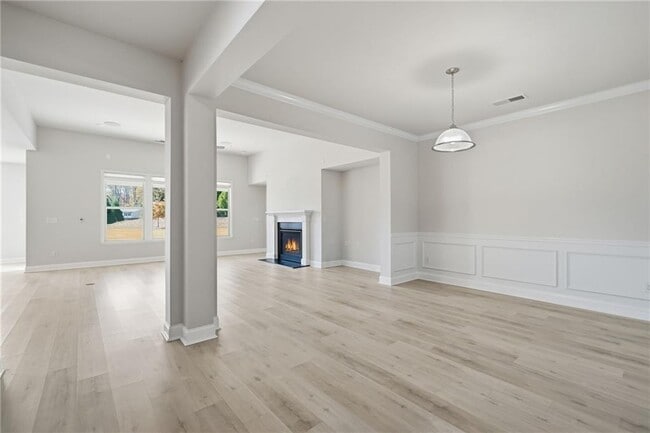 Building Photo - 7040 Ansley Pk Wy