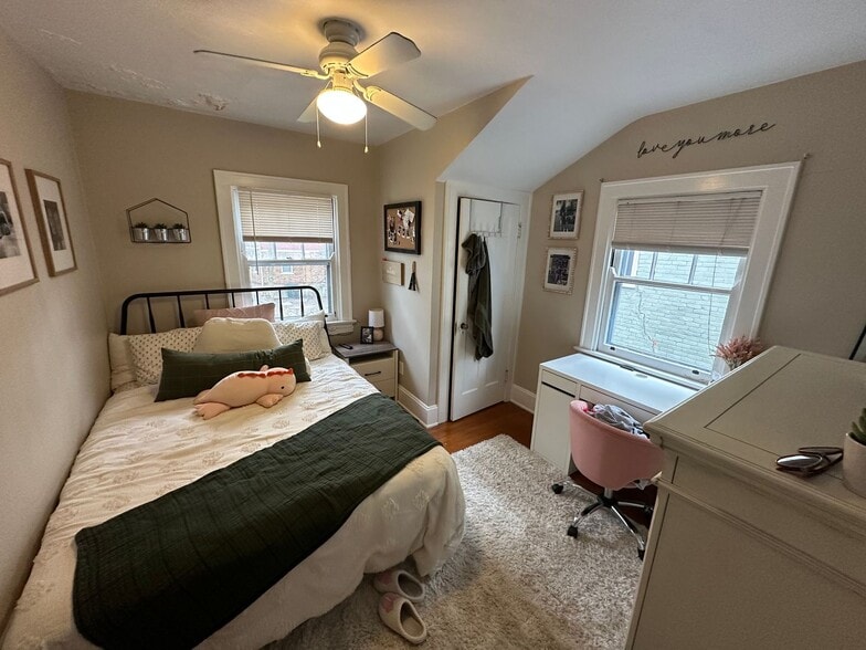 Building Photo - 3256 Glendora Ave