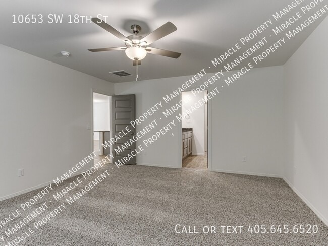 Building Photo - 10653 SW 18th St