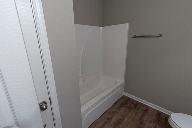 Building Photo - 4004 Snowy Owl Dr