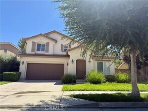Building Photo - 32057 Meadow Wood Ln