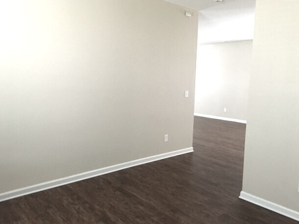 Building Photo - 1006 Lavender Ln