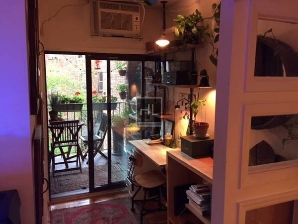 Building Photo - WEST 82 STREET