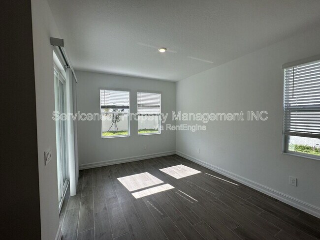 Building Photo - 11748 71st Ave E