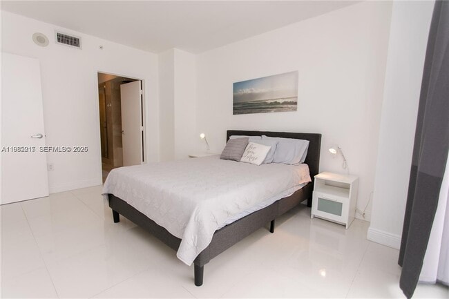 Building Photo - 6365 Collins Ave