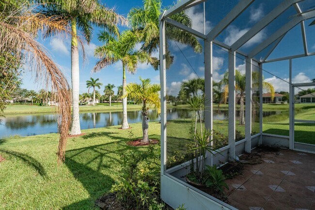 Building Photo - 603 Calamondin Way SW