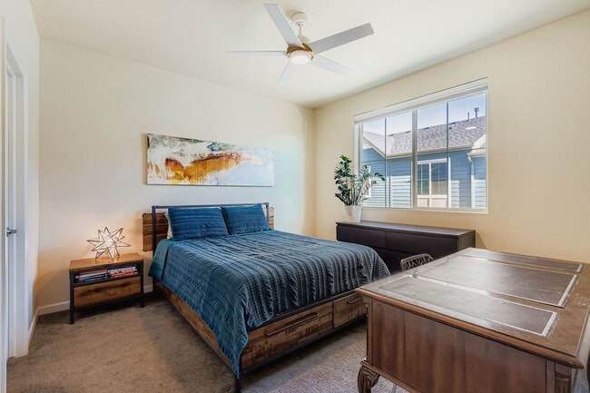 Building Photo - MOVE IN  SPECIAL