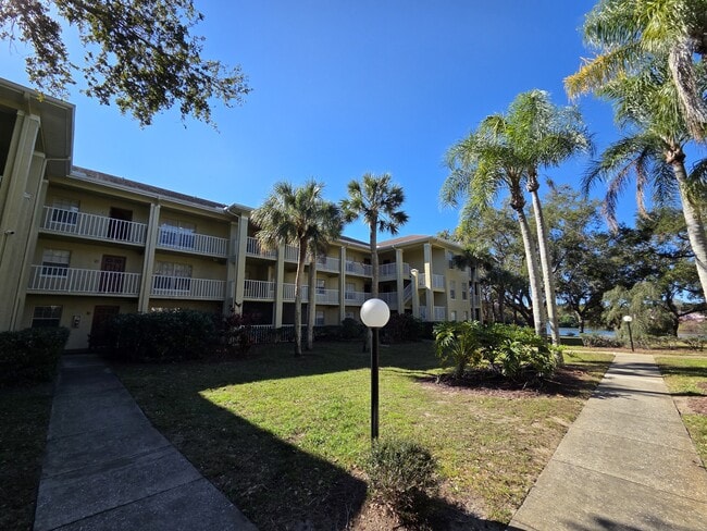 Building Photo - 2690 Coral Landings Blvd