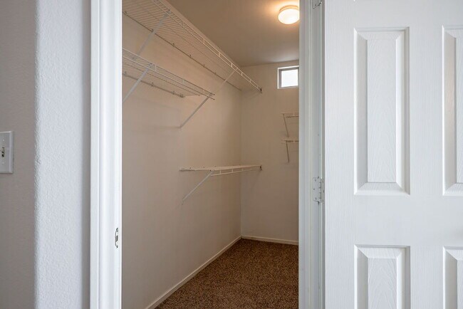 Building Photo - "Charming 3-Bedroom Oasis on Akamine Ave – Spacious 1702 Sq. Ft. with 2 Full Baths!"