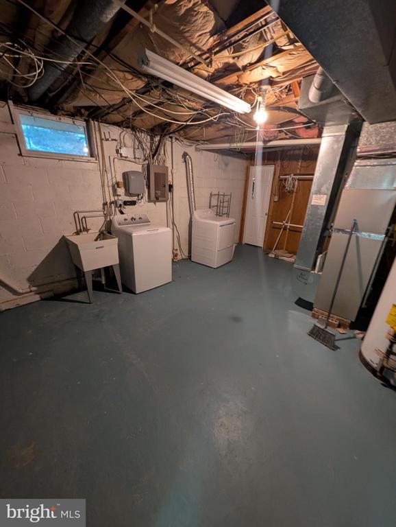 Building Photo - 20 Dale Ct