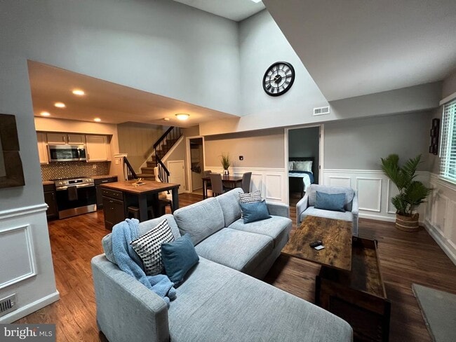 Building Photo - 1104 Berwyck Ct