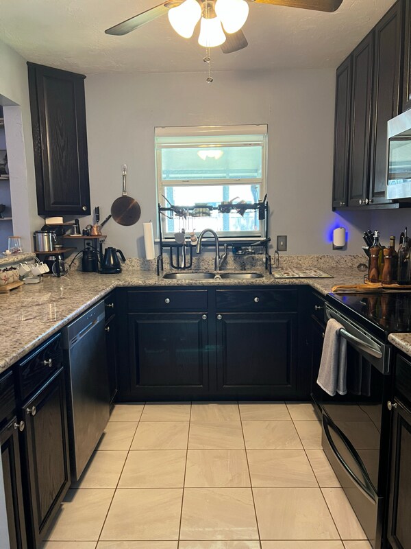 Building Photo - 2616 NW 52nd Ave