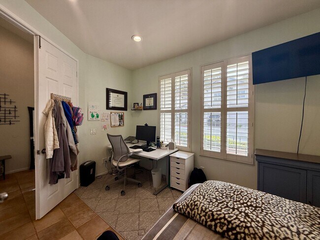 Building Photo - Spectacular Home in the Heart of Encinitas