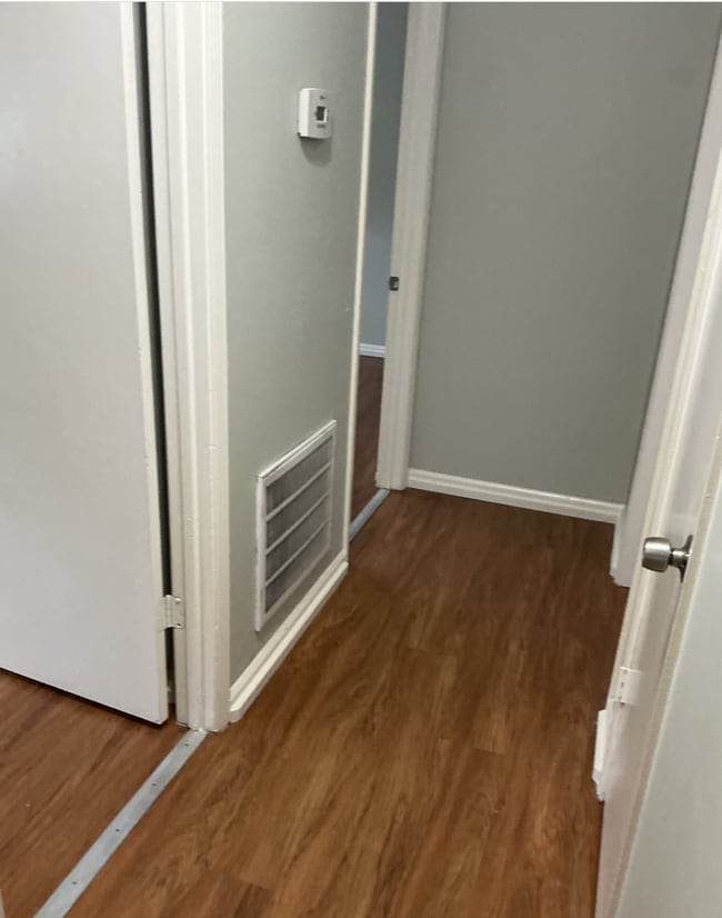 Building Photo - NOW AVAILABLE!  COME SEE ME!! CLAIM ME FIR...