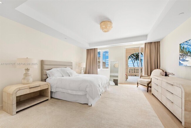 Building Photo - 7916 Fisher Island Dr