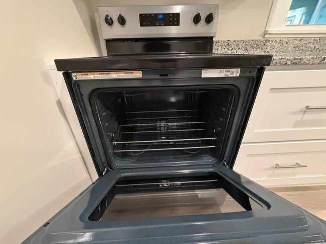 Building Photo - 211 North St