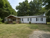 Building Photo - 3167 Edwards Hill Church Rd