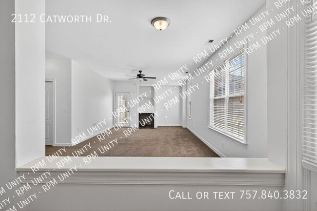 Building Photo - 2112 Catworth Dr