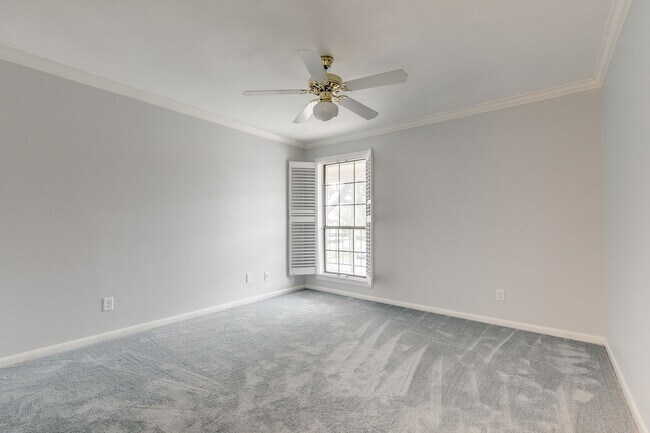 Building Photo - 2-BEDROOM, 2-BATHROOM CONDOMINIUM AT FARMINGTON COMMONS
