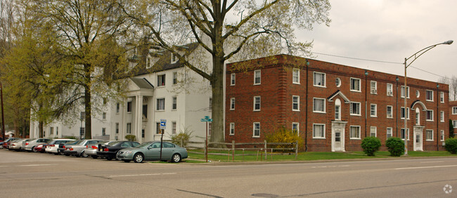 Primary Photo - Kanawha Village Apartments