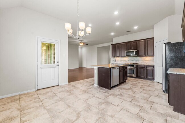 Building Photo - 1535 Heartwood Dr