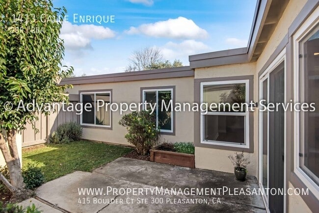 Building Photo - 1413 Calle Enrique