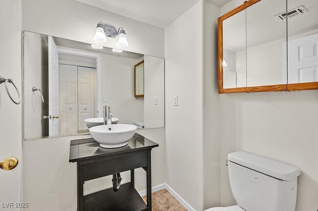 Building Photo - 7246 Galley Dr