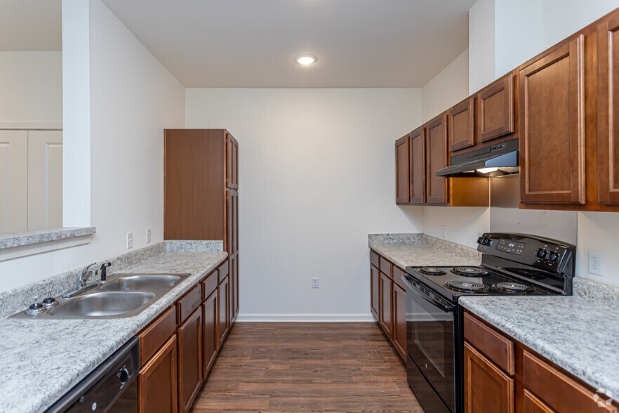 Heatherwood Apartments Luxury Senior Living 1043 Zydeco Ave Ville