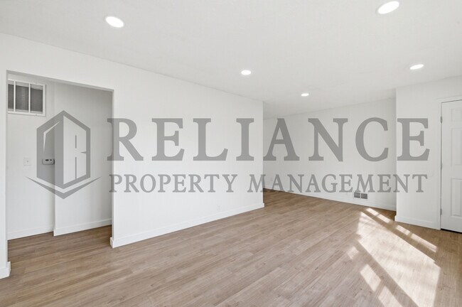 Building Photo - 6651 N Scottsville St