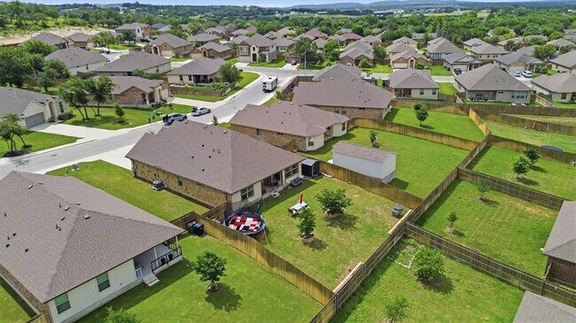Building Photo - 229 Cinnamon Lp