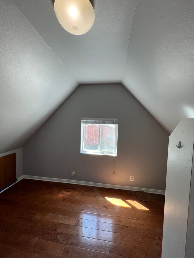 Building Photo - Dog Friendly Home in Heber!