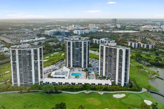 Building Photo - 20301 W Country Club Dr