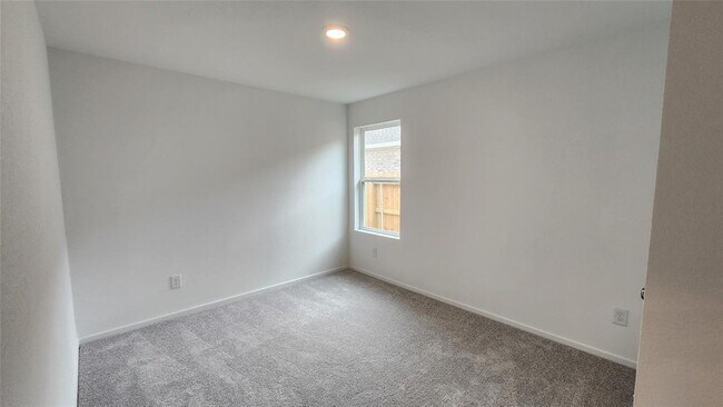 Building Photo - 29015 Rustic Windmill Wy