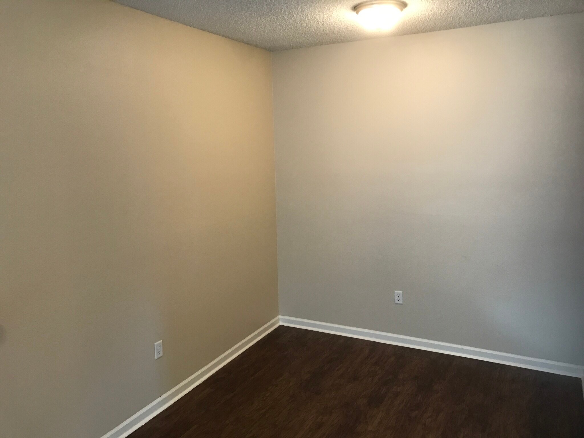 Building Photo - 213 Antigua Pl