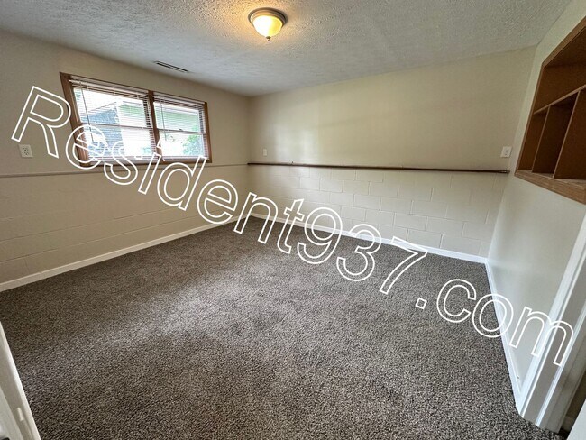 Building Photo - 3788 Sellars Rd