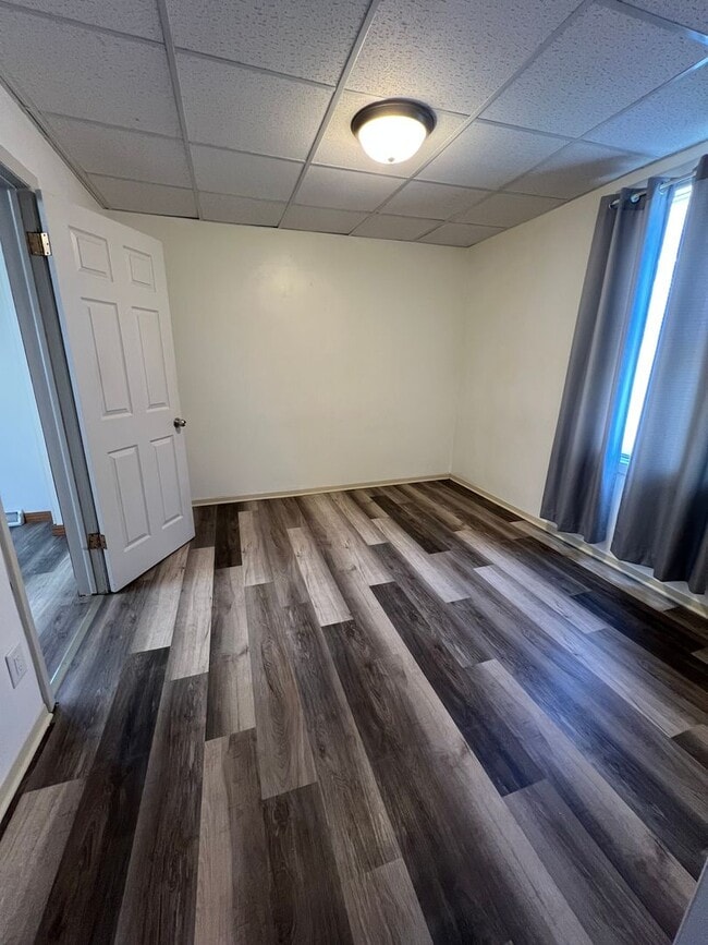 Building Photo - 3711 W 4th St