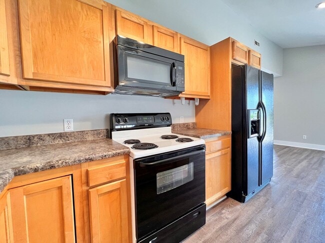 Building Photo - 2 Bedroom Apartment in Surf City