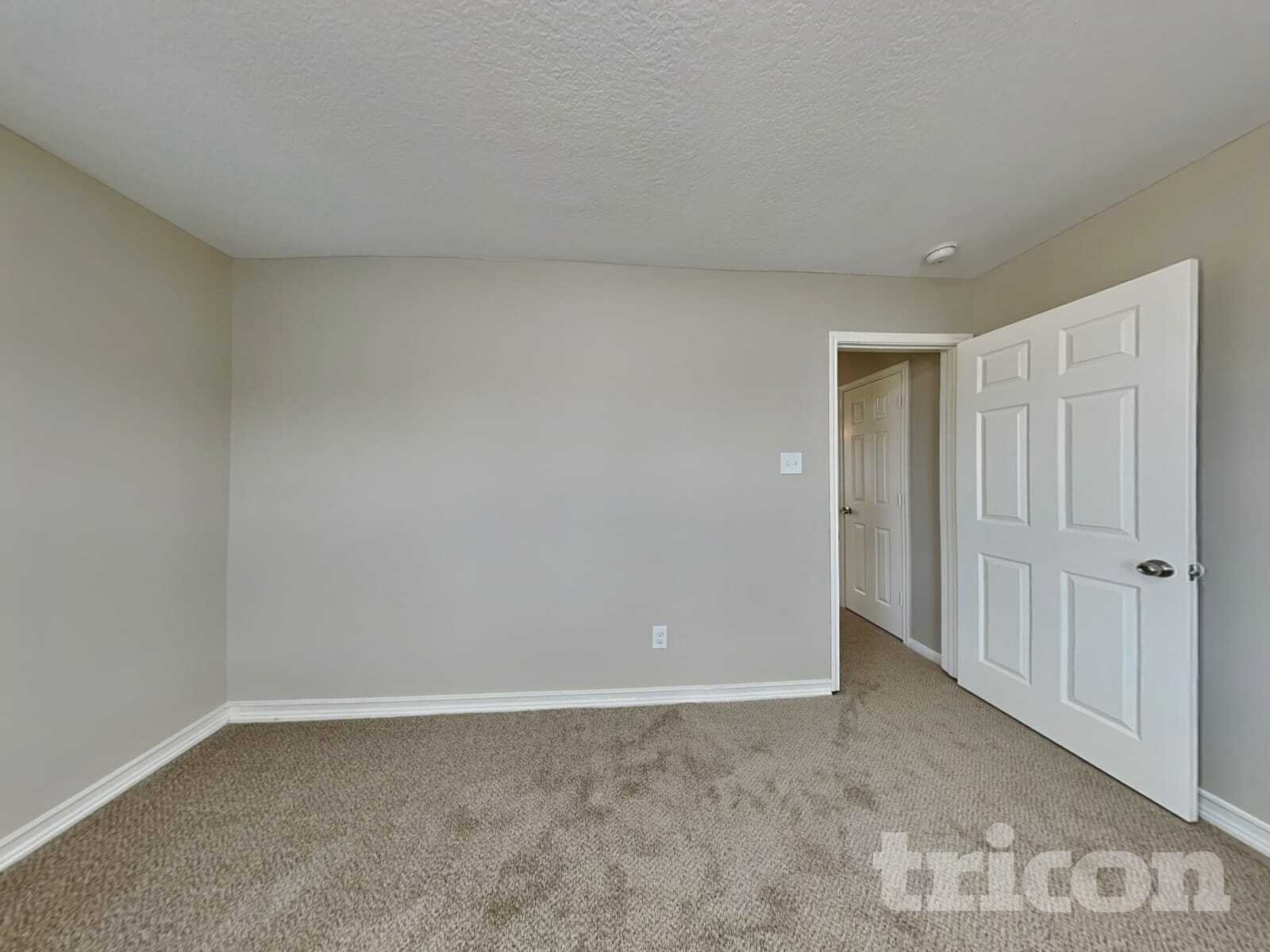 Building Photo - 5703 Straight Way