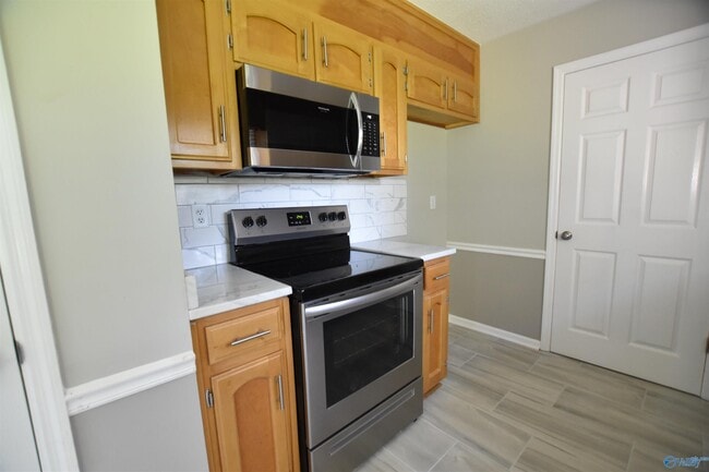 Building Photo - 12775 Sludder Cir