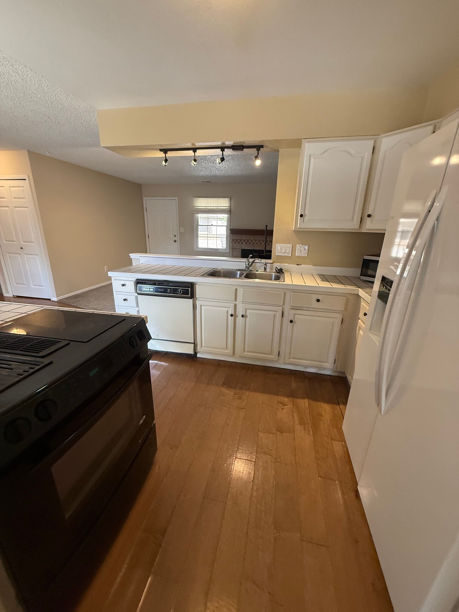 Building Photo - 6155 Little Pine Cir
