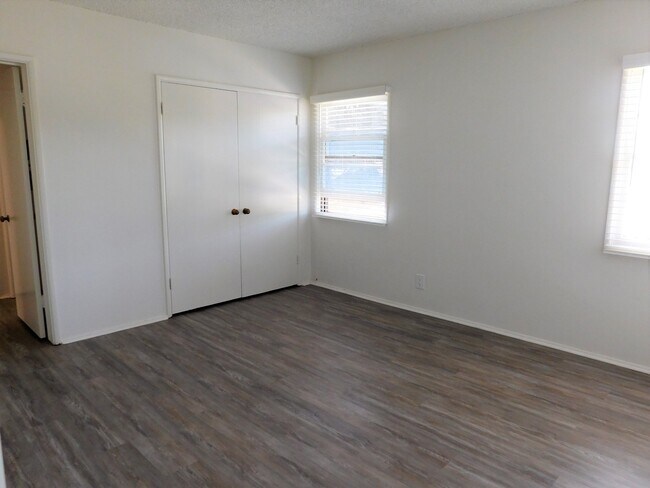 Building Photo - 5637 Strohm Ave