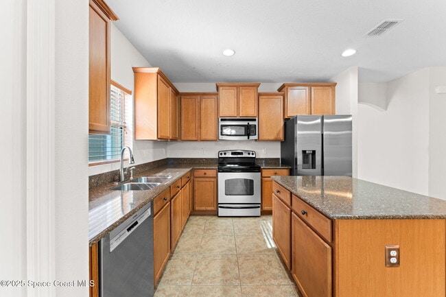 Building Photo - 1517 Attilburgh Blvd