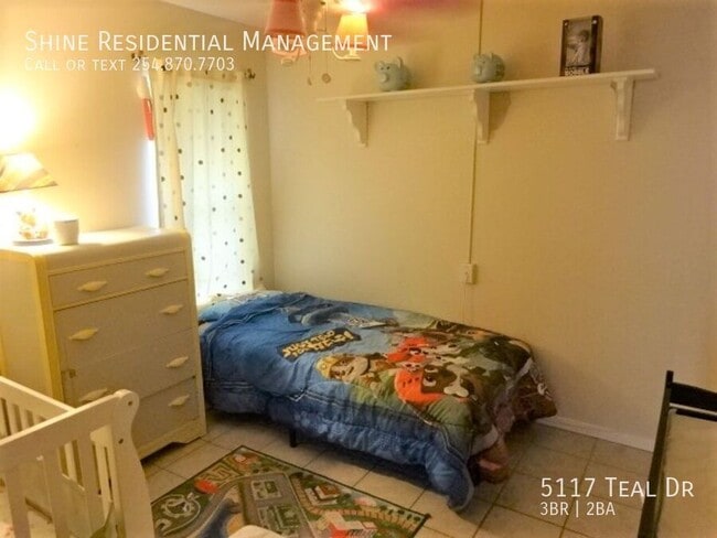 Building Photo - 5117 Teal Dr