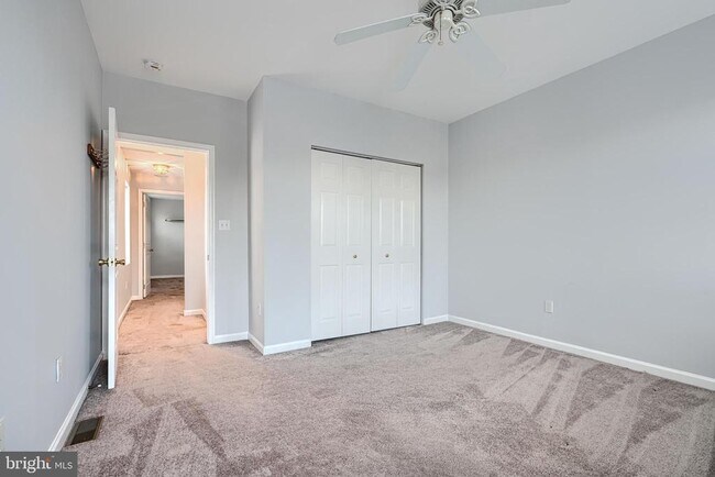 Building Photo - 1650 S Charles St