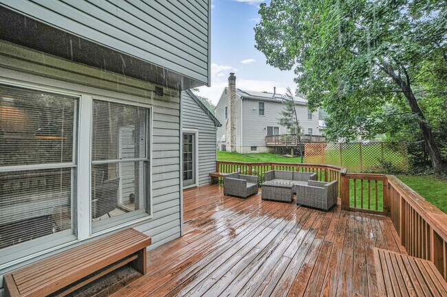Building Photo - 18420 Shady View Ln