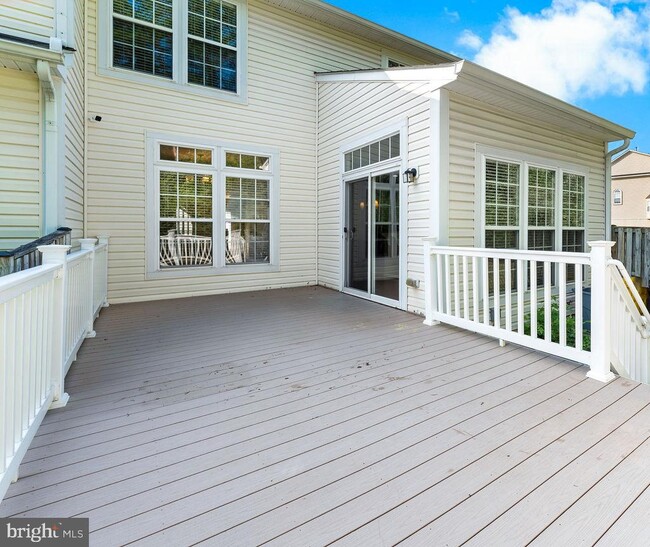 Building Photo - 7550 Maidenhead Dr